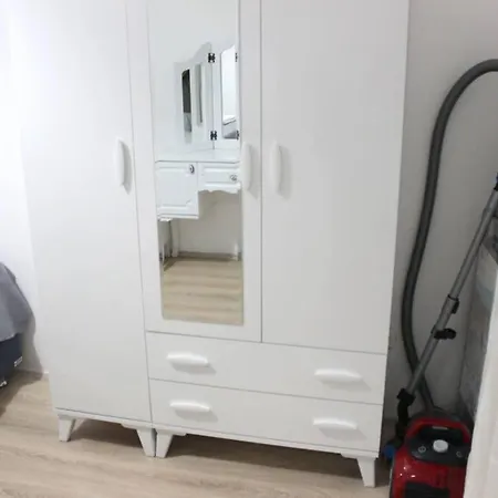 2+1 Flat With Garden For Rent In Datca Center Daire *