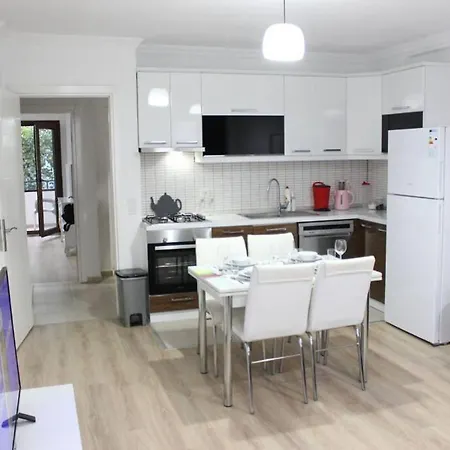 2+1 Flat With Garden For Rent In Datca Center Daire Datça